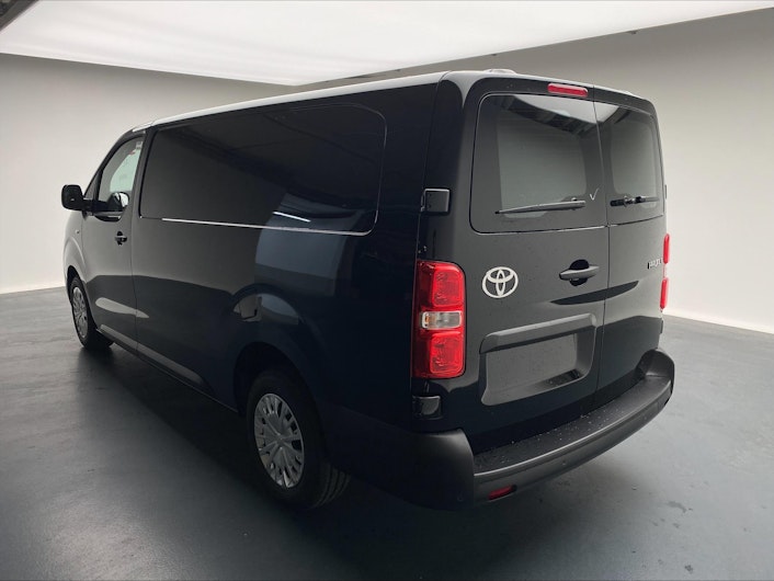 Vehicle image TOYOTA PROACE
