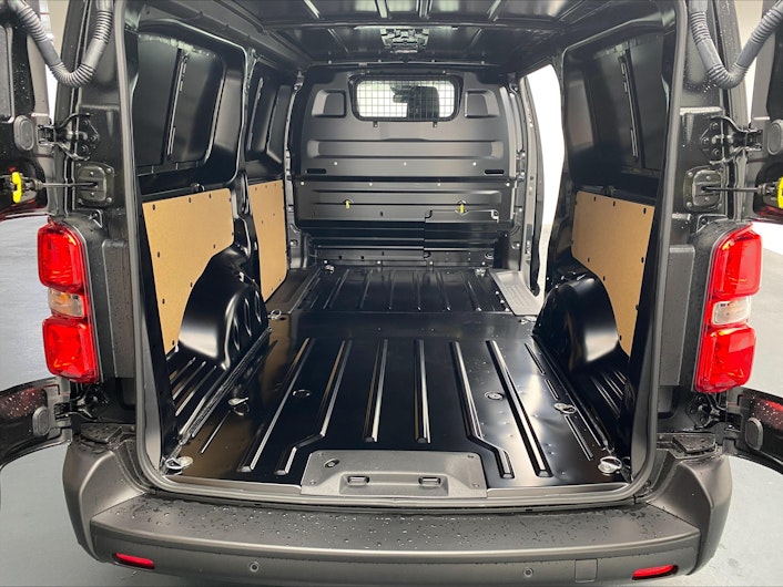 Vehicle image TOYOTA PROACE