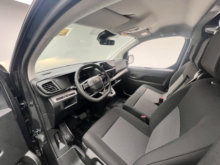 Vehicle image TOYOTA PROACE