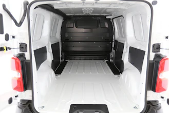 https://vehicle-stage.imgix.net/3046189/c2902032-1b20-4dbd-bff6-953eb0812067.jpg