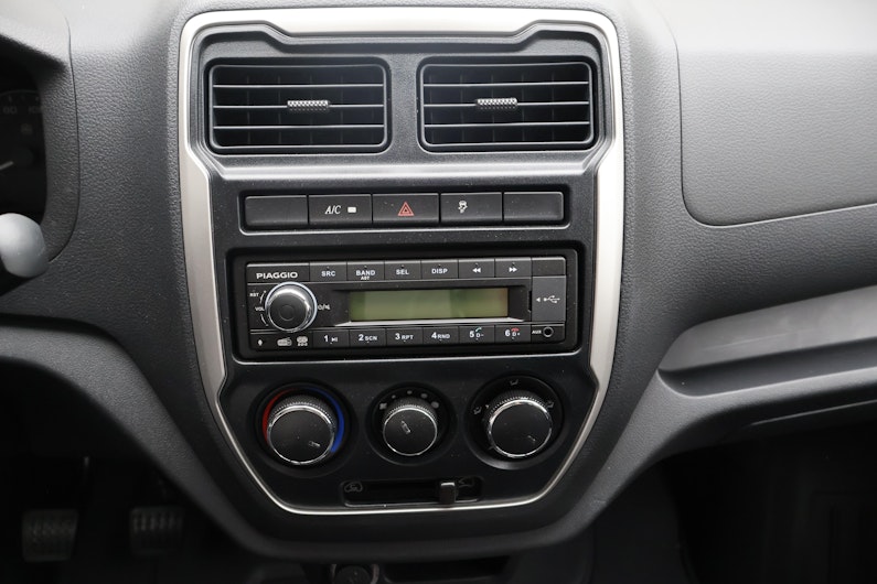 Vehicle image PIAGGIO PORTER