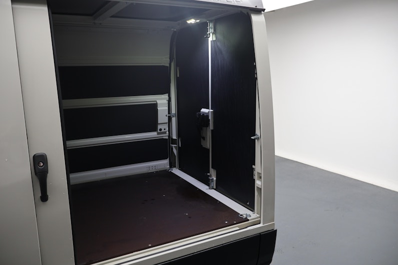 Vehicle image PIAGGIO PORTER