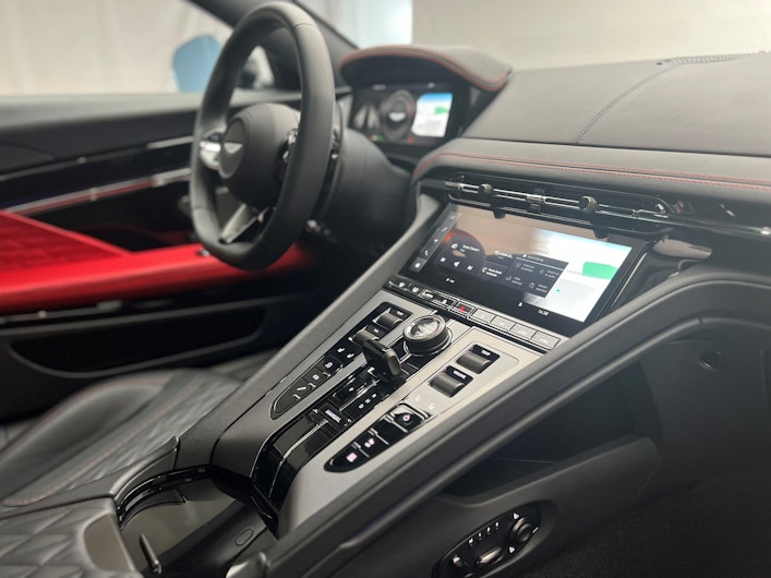 Vehicle image ASTON MARTIN DB12