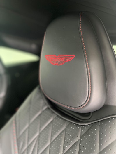 Vehicle image ASTON MARTIN DB12