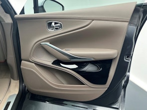 Vehicle image ASTON MARTIN DBX 4.0 V8 Bi-Turbo