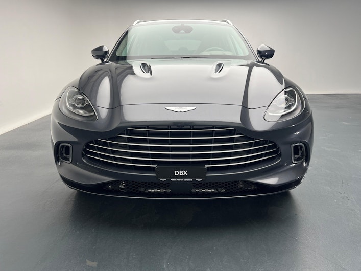 Vehicle image ASTON MARTIN DBX