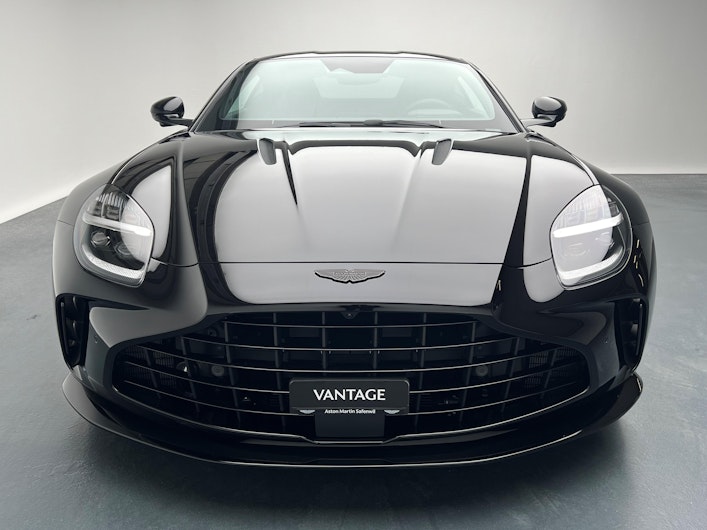 Vehicle image ASTON MARTIN V12 Vantage