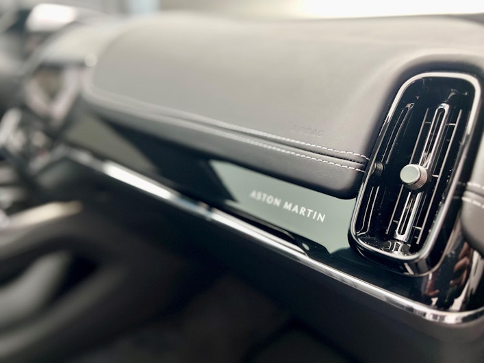 Vehicle image ASTON MARTIN DBX