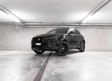 Vehicle image JAGUAR E-Pace 1.5 T 270e R-Dynamic SE AWD Vehicle image JAGUAR E-Pace 1.5 T 270e R-Dynamic SE AWD