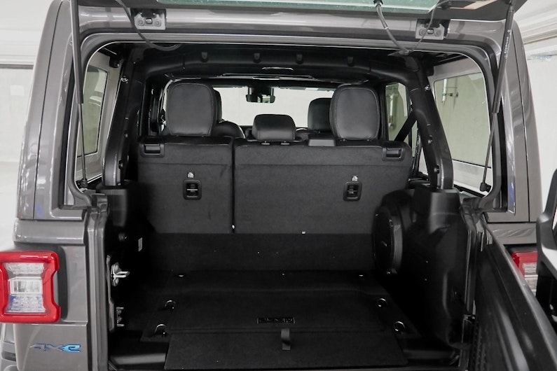 Vehicle image JEEP WRANGLER