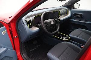 Vehicle image FIAT Grande Panda Red