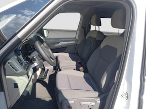 Vehicle image TOYOTA C-HR 2.0 HEV Trend 4x4